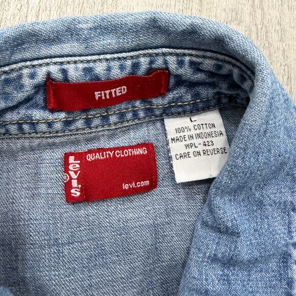 Vintage Levis Denim Shirt Men's Large Blue Snap Button Long Sleeve Western Rodeo - Picture 4 of 7